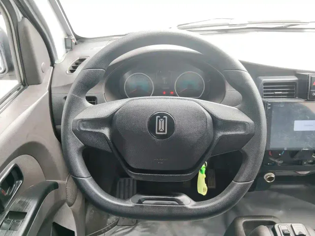 Linxys Yufeng EV50 — Фото автомобиля 21
