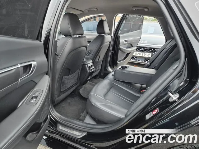 Hyundai Sonata — Фото автомобиля 14