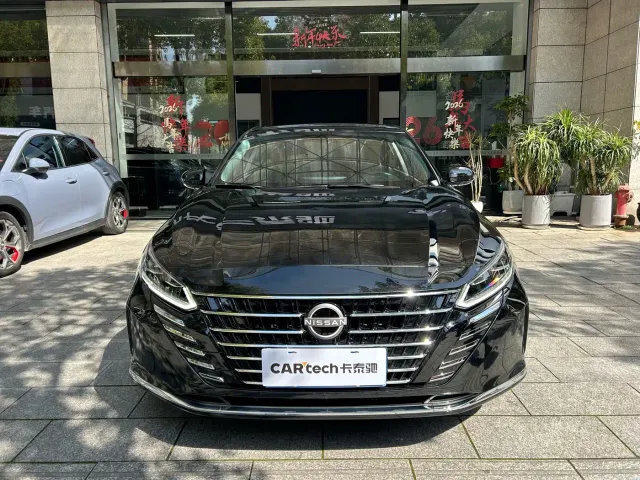 Nissan Teana — Фото автомобиля 2
