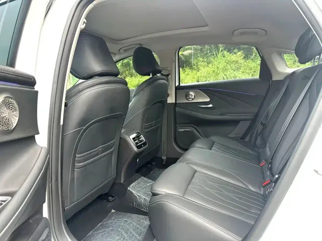 Chery Arrizo 8 — Фото автомобиля 6