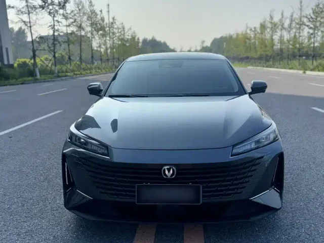 Changan Lamore — Фото автомобиля 10