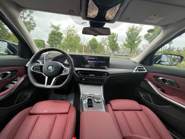 BMW i3 — Фото автомобиля 18