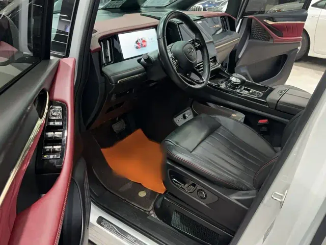GAC Trumpchi M8 — Фото автомобиля 17