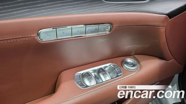 Genesis G90 Бензин 3.5 турбо AWD — Фото автомобиля 29