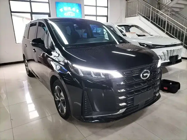 GAC Trumpchi M6 — Фото автомобиля 3