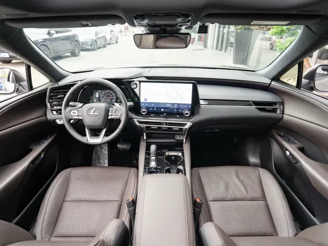 Lexus RX — Фото автомобиля 13