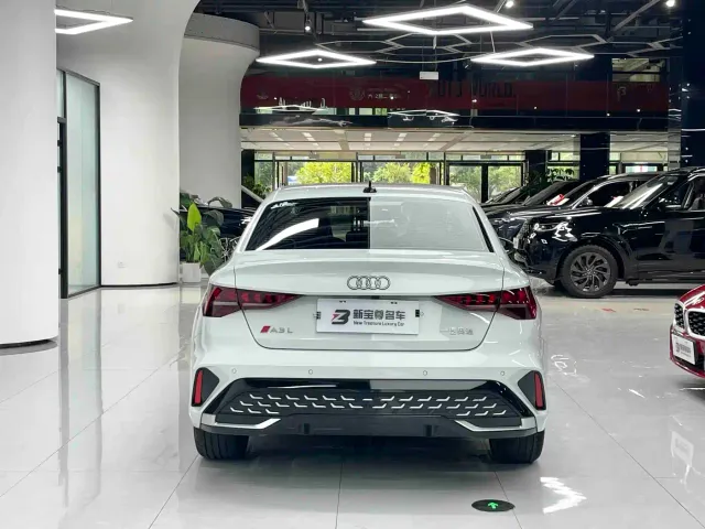 Audi A3 — Фото автомобиля 12