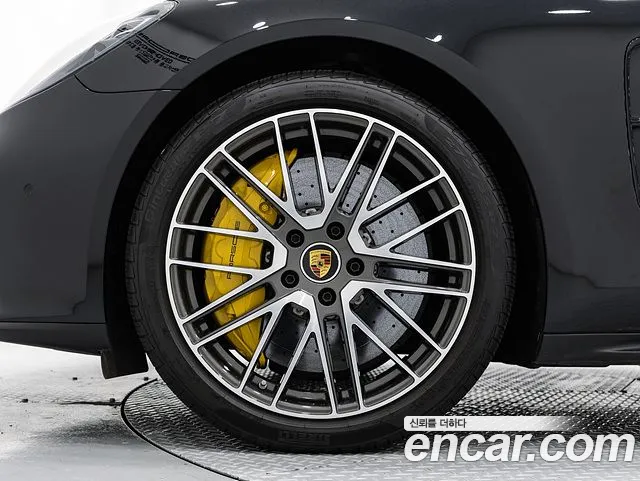Porsche Panamera — Фото автомобиля 5