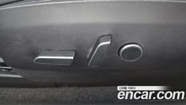 Tesla Model 3 — Фото автомобиля 14