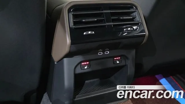 BMW 5 Series G60 — Фото автомобиля 20