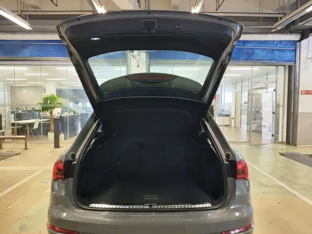 Audi Q3 — Фото автомобиля 18