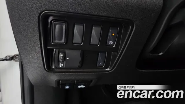 Renault Korea QM6 New — Фото автомобиля 27