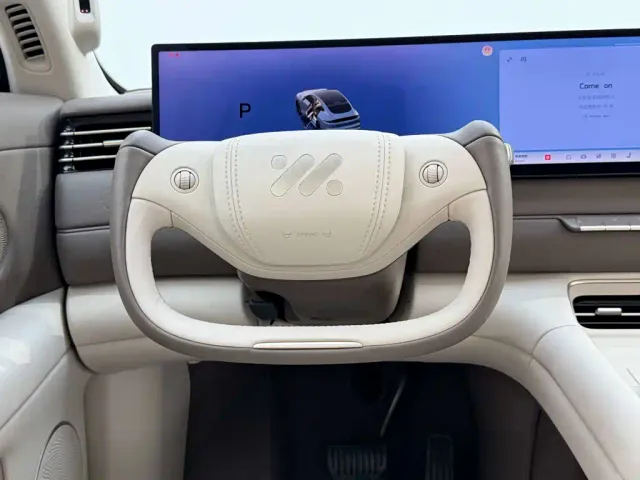 IM Motors LS6 — Фото автомобиля 14