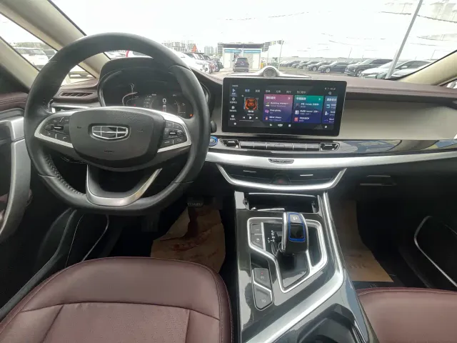 Geely Jiaji — Фото автомобиля 11