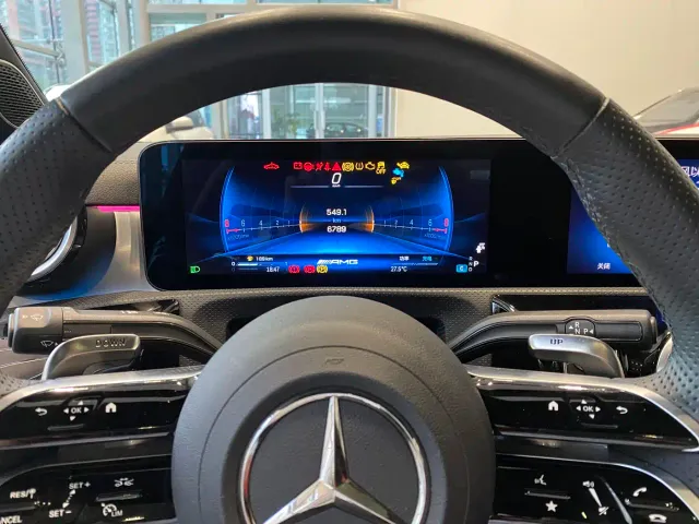 Mercedes-Benz CLA-Class AMG — Фото автомобиля 6