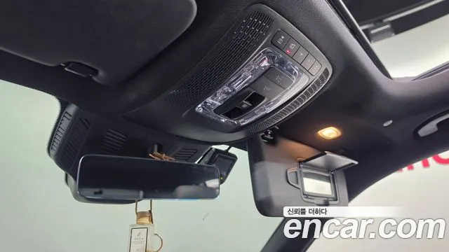 Mercedes-Benz GLB-Class — Фото автомобиля 13