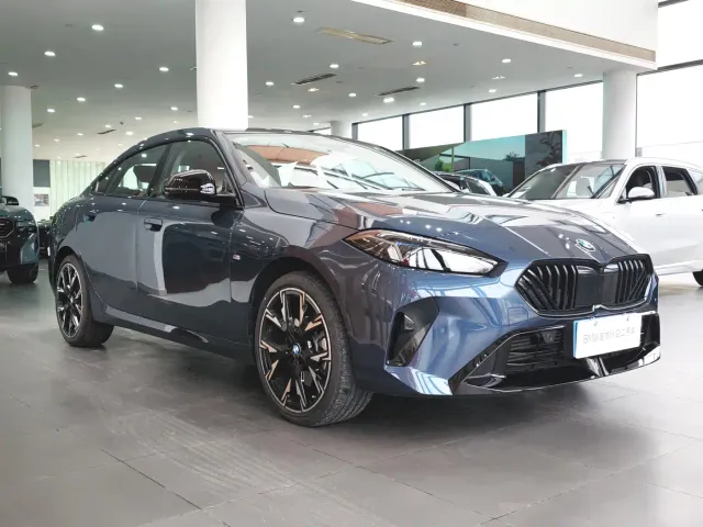 BMW 2 Series — Фото автомобиля 3