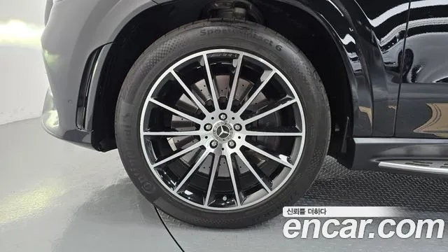 Mercedes-Benz GLE-Class — Фото автомобиля 5