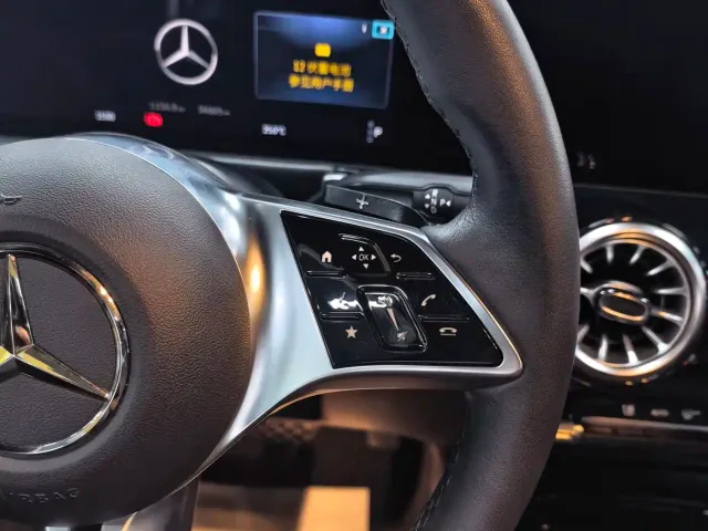 Mercedes-Benz GLB-Class — Фото автомобиля 12