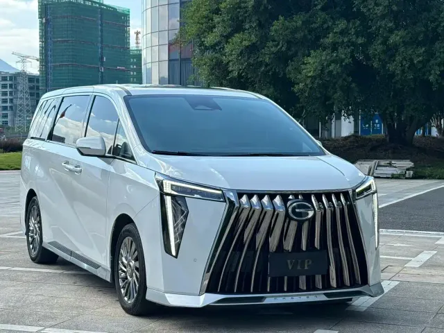 GAC Trumpchi M8 — Фото автомобиля 3