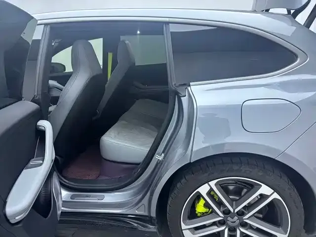 Nio ET5 Touring — Фото автомобиля 15