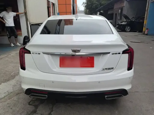 Cadillac CT5 — Фото автомобиля 5