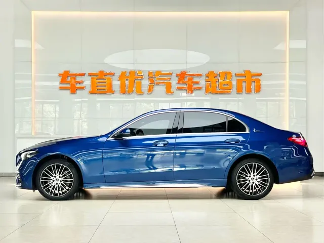 Mercedes-Benz C-Class — Фото автомобиля 4