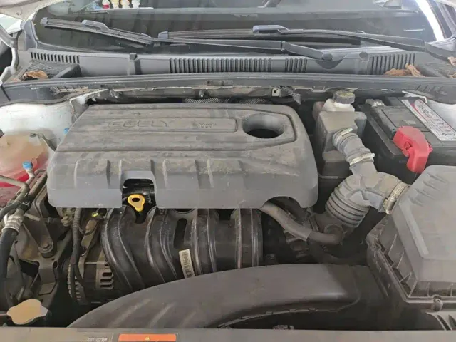 Geely Emgrand — Фото автомобиля 10