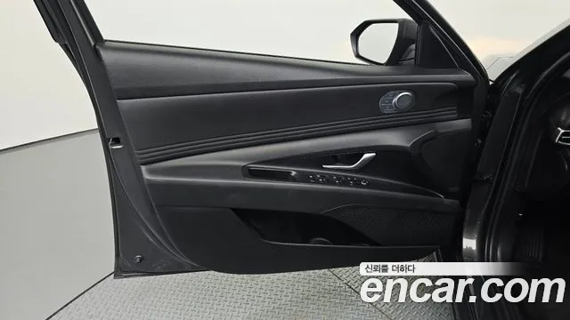 Hyundai Avante CN7 — Фото автомобиля 24