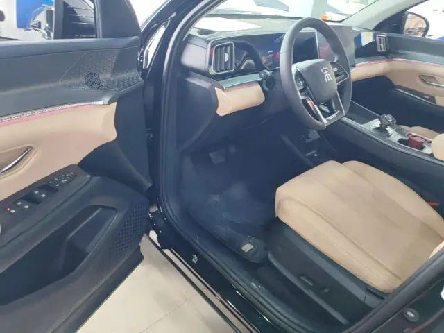 BYD Song Pro — Фото автомобиля 15