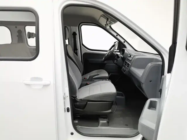 Wuling Yangguang — Фото автомобиля 23