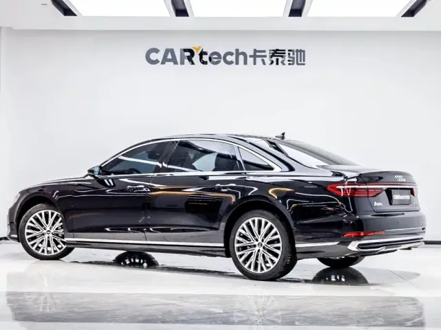 Audi A8 — Фото автомобиля 4