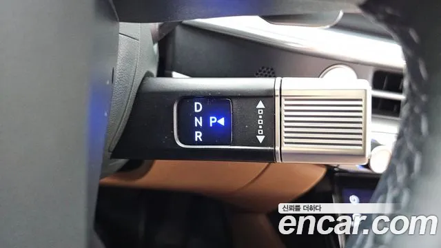 Hyundai Grandeur GN7 — Фото автомобиля 9
