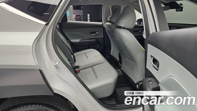 Hyundai Kona SX2 — Фото автомобиля 11