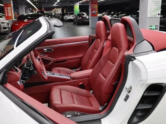 Porsche 718 — Фото автомобиля 10