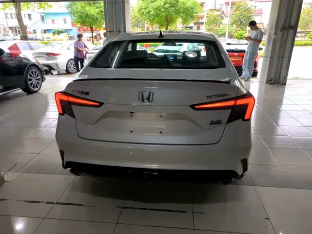 Honda Integra — Фото автомобиля 5
