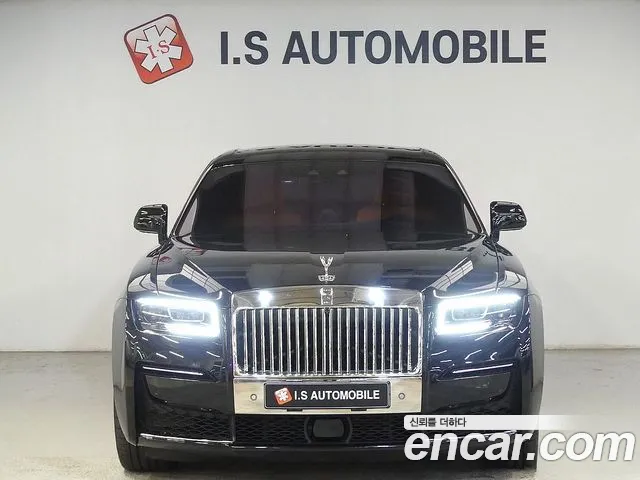 Rolls-Royce Ghost 2nd Gen — Фото автомобиля 2