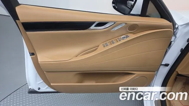 Genesis G80 RG3 — Фото автомобиля 13