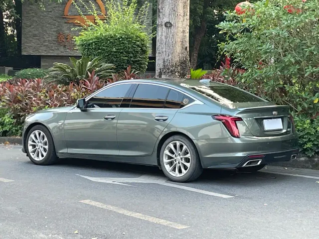 Cadillac CT5 — Фото автомобиля 9