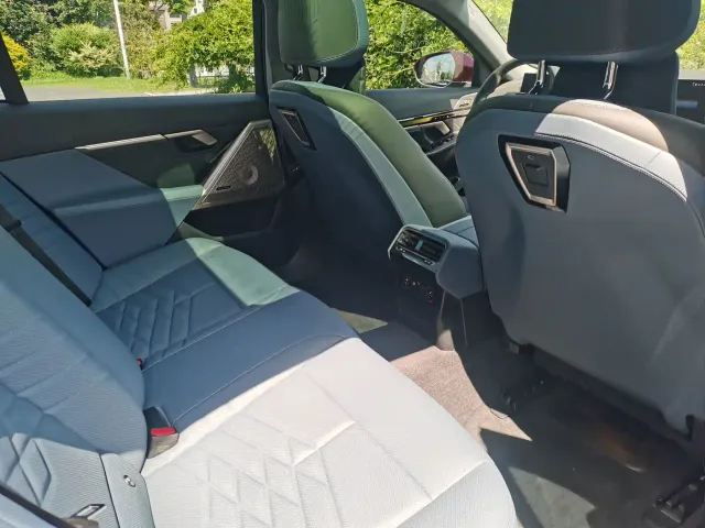 BMW 5 Series — Фото автомобиля 19