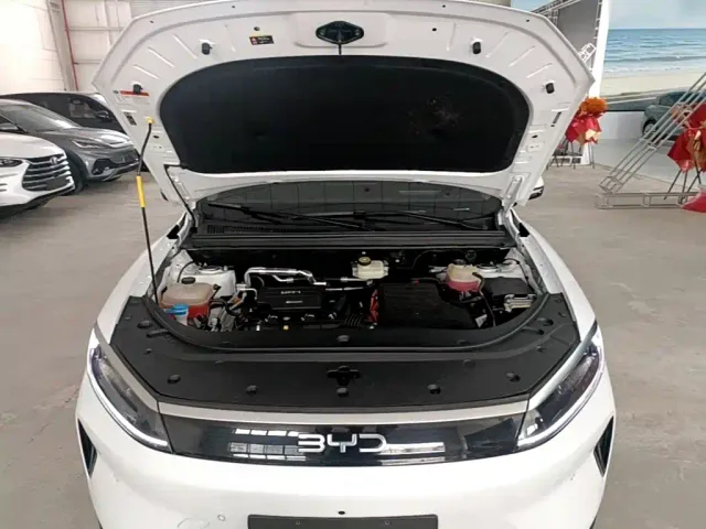BYD Seal 05 DM-i — Фото автомобиля 19
