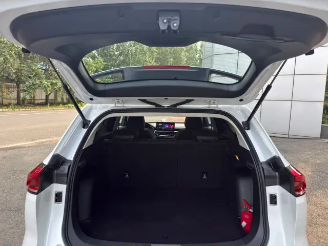 Haval H6 — Фото автомобиля 15