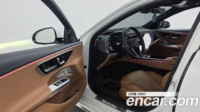 Mercedes-Benz E-Class W214 — Фото автомобиля 15