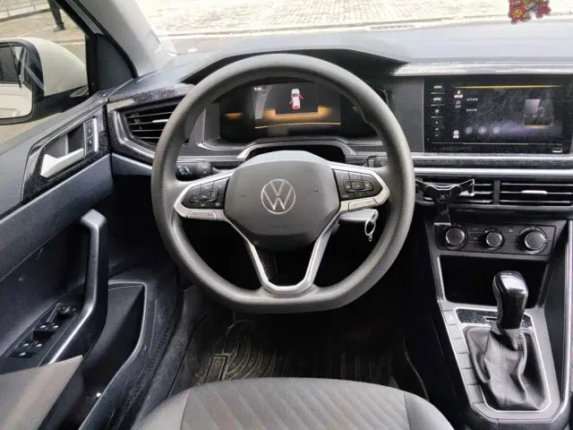 Volkswagen Lavida — Фото автомобиля 2