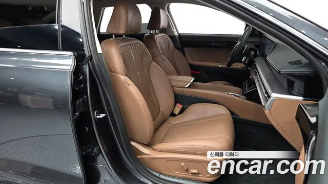 Hyundai Grandeur Grandeur (GN7) — Фото автомобиля 11