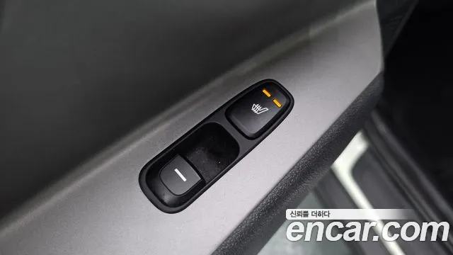 Kia Niro — Фото автомобиля 19
