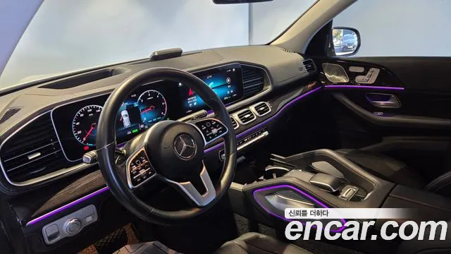 Mercedes-Benz GLE-Class — Фото автомобиля 13