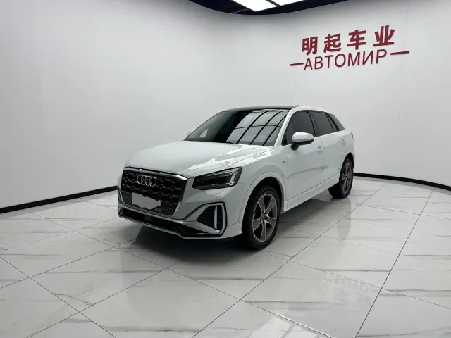 Audi Q2L — Фото автомобиля 3