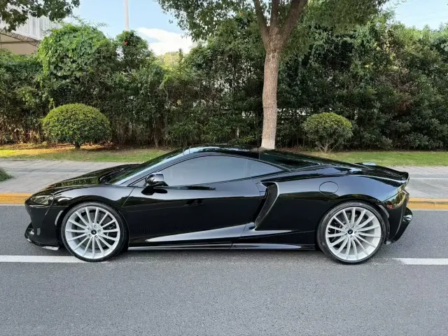 McLaren GT — Фото автомобиля 4