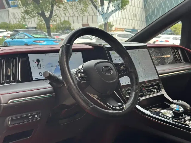 GAC Trumpchi M8 — Фото автомобиля 9